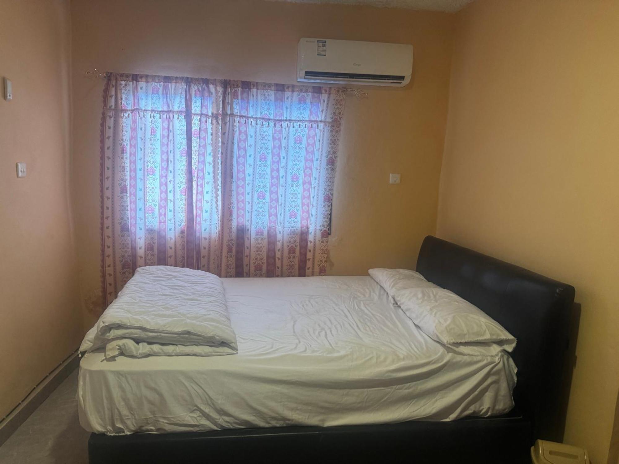 Debora Guest House 弗里敦 外观 照片